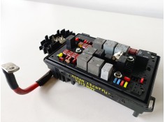 Recambio de caja reles / fusibles para opel astra j berlina 5p a13dte referencia OEM IAM 13343765  