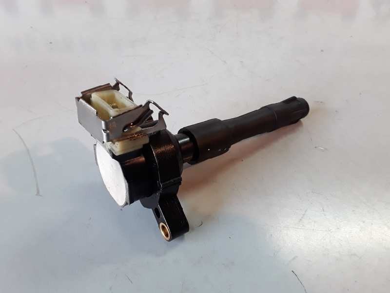 Recambio de bobina encendido para bmw serie 3 berlina (e46) m52b20 referencia OEM IAM 11860T  