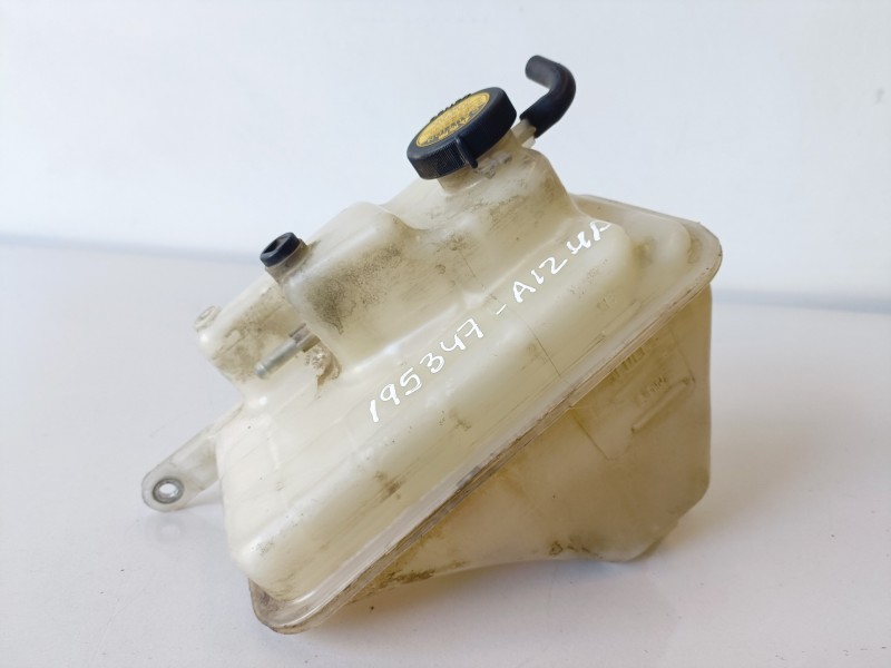 Recambio de deposito expansion para toyota land cruiser (j12) 1kdftv referencia OEM IAM   