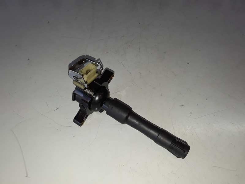 Recambio de bobina encendido para bmw serie 3 berlina (e46) m52b20 referencia OEM IAM 11860T  