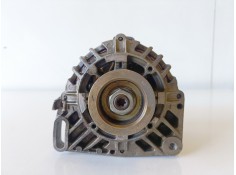Recambio de alternador para renault clio ii fase ii (b/cb0) d4f722 referencia OEM IAM 7700437090  