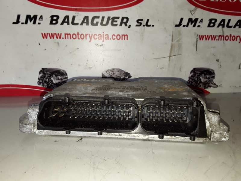 Recambio de centralita motor uce para volkswagen passat variant (3b5) ahu referencia OEM IAM 038906018N/0281001727  