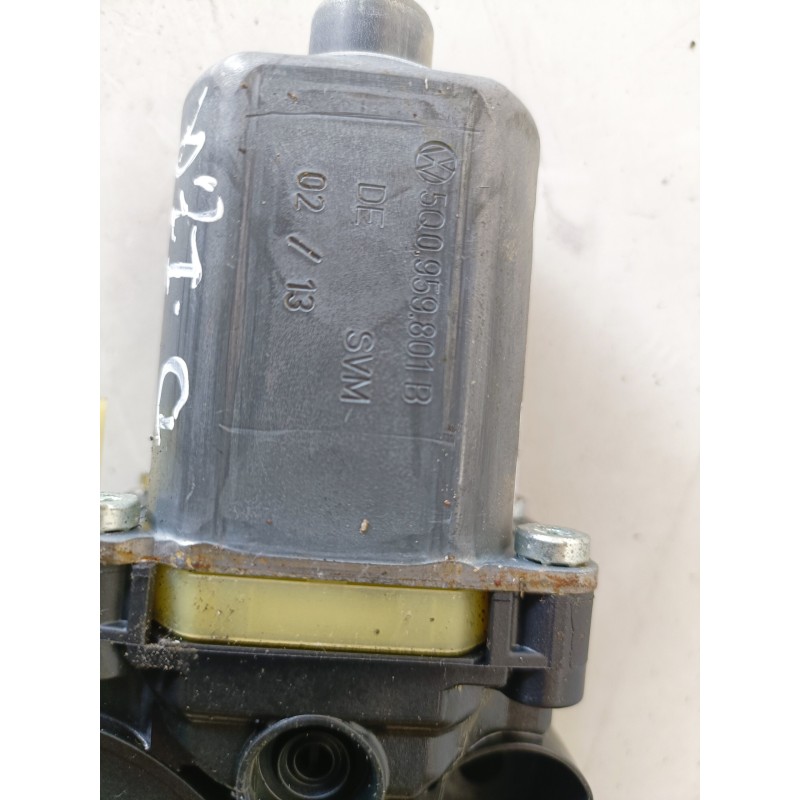 Recambio de motor elevalunas delantero izquierdo para volkswagen golf vii (5g1/be1) clh referencia OEM IAM 5Q0959801B/0130822379