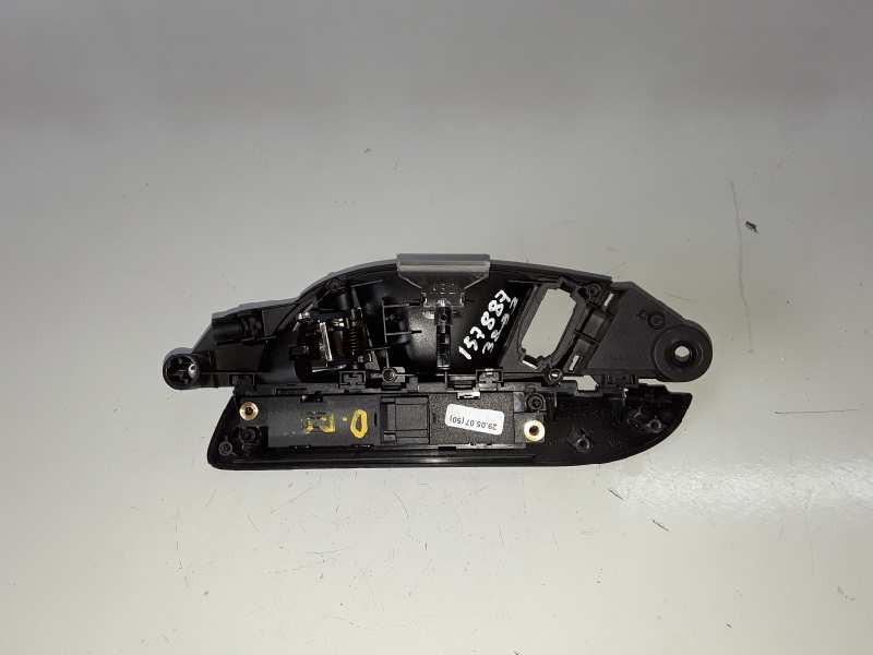 Recambio de maneta interior delantera derecha para audi q7 (4l) bug referencia OEM IAM 4L0837020  