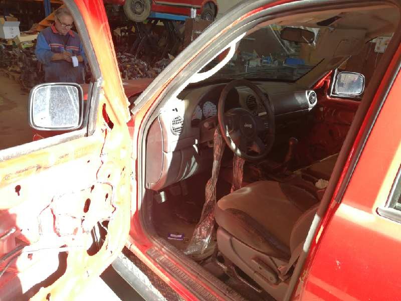 chrysler jeep cherokee (kj) del año 2004