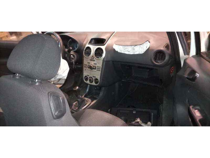 opel corsa d del año 2007