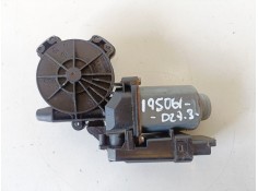 Recambio de motor elevalunas trasero izquierdo para renault scenic ii (jm) k4m766 referencia OEM IAM 402049A  