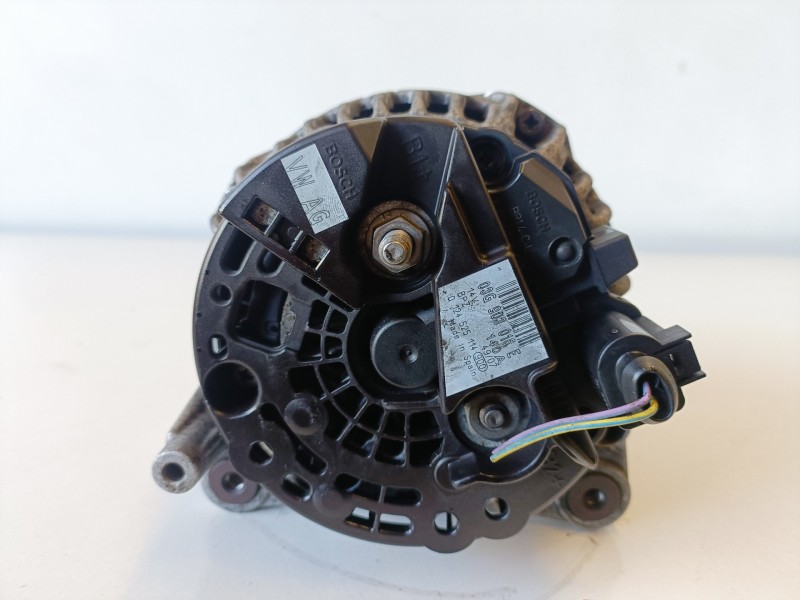 Recambio de alternador para audi a4 berlina (8k2) caga referencia OEM IAM 03G903016E  