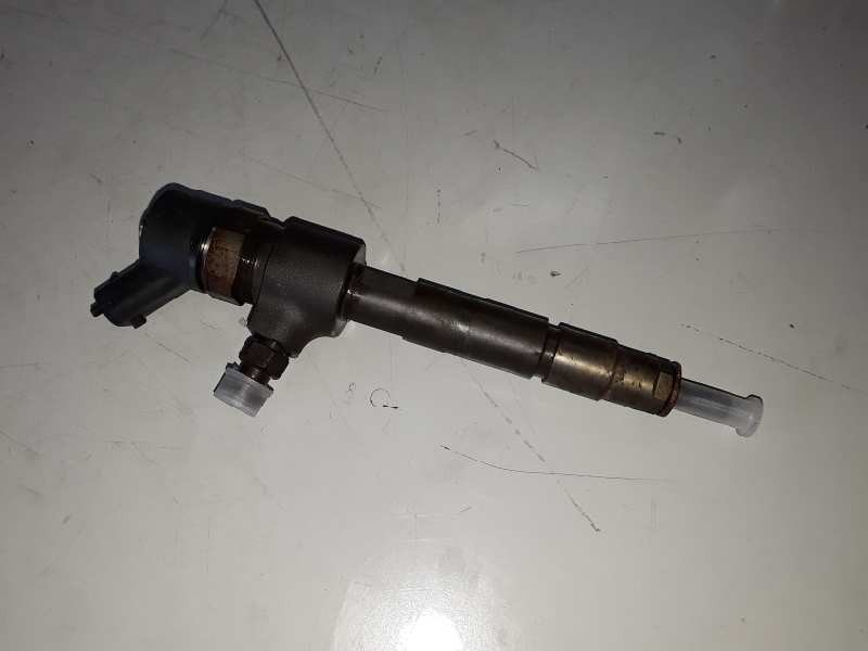 Recambio de inyector para fiat i doblò (223) cargo 223b1000 referencia OEM IAM 0445110187  