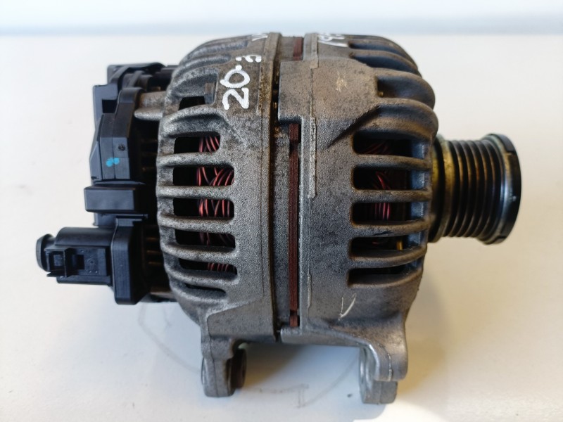Recambio de alternador para audi a4 berlina (8k2) caga referencia OEM IAM 03G903016E  