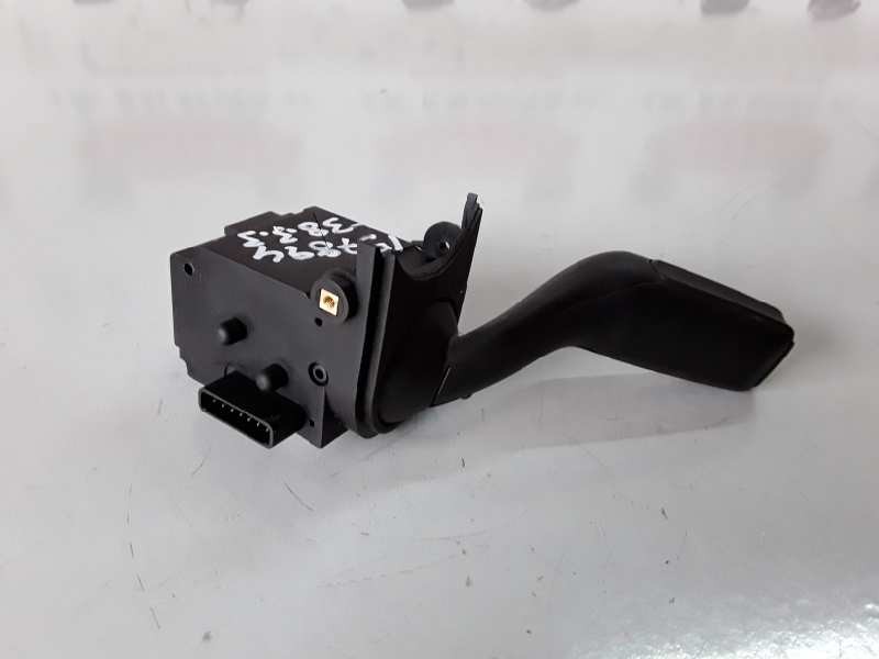 Recambio de mando multifuncion para audi q7 (4l) bug referencia OEM IAM 4E0953521  