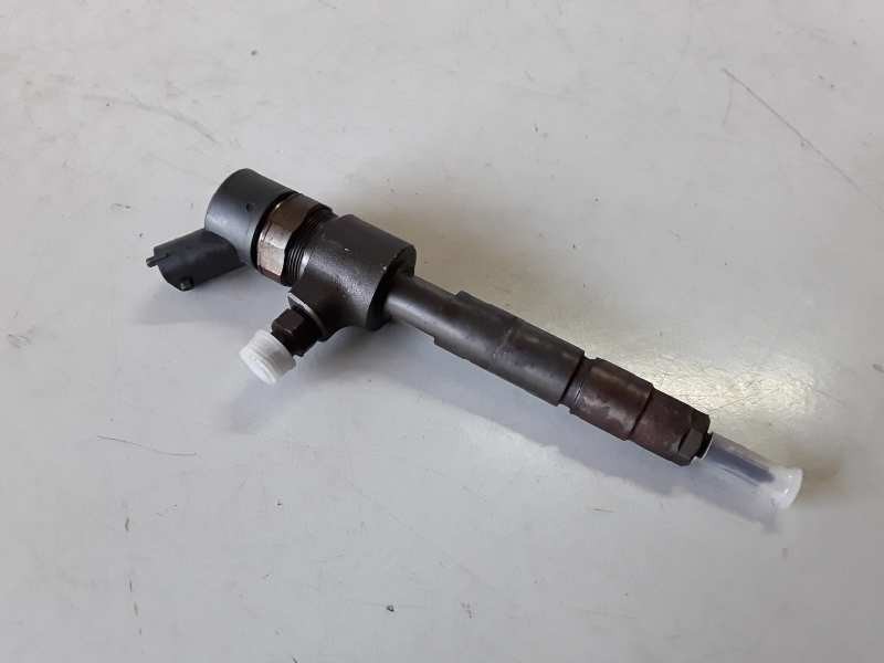 Recambio de inyector para fiat i doblò (223) cargo 223b1000 referencia OEM IAM 0445110187  