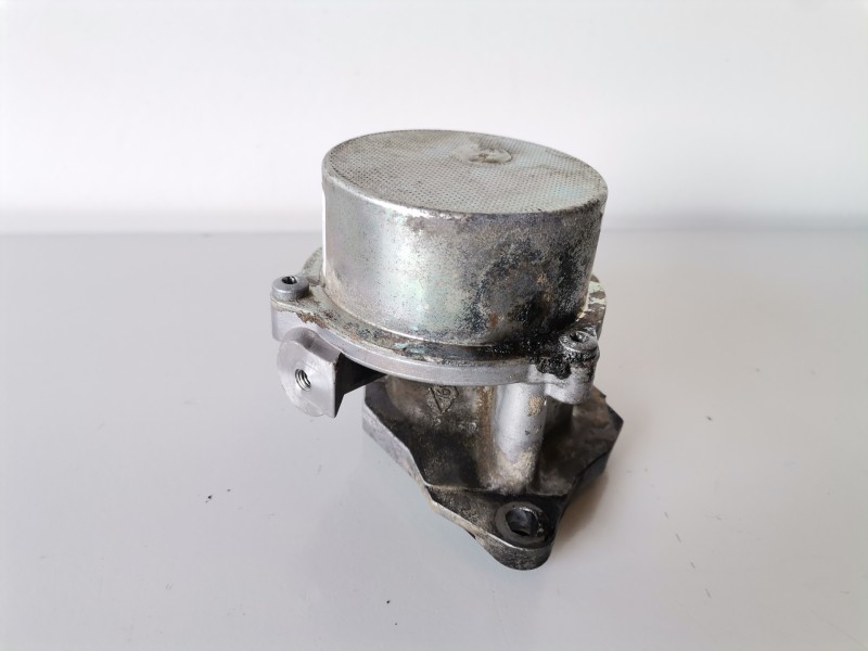 Recambio de depresor freno / bomba vacio para renault clio iii k9k770 referencia OEM IAM 8201005306B  