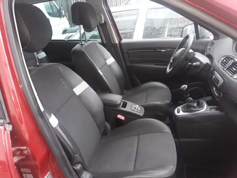 renault scenic iii (jz) del año 2012