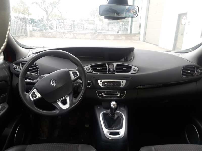 renault scenic iii (jz) del año 2012