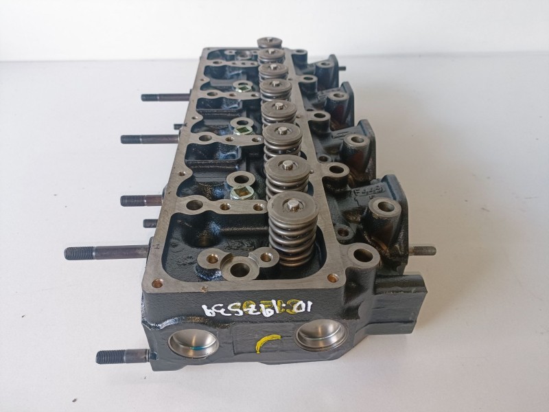 Recambio de culata para nissan terrano ii (r20) td27 referencia OEM IAM   