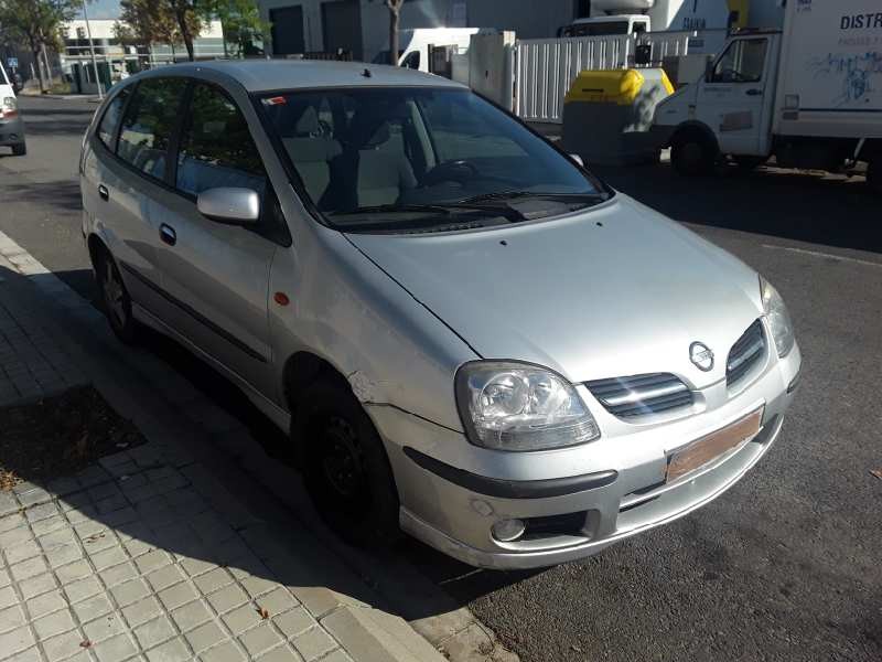 nissan almera tino (v10m) del año 2004