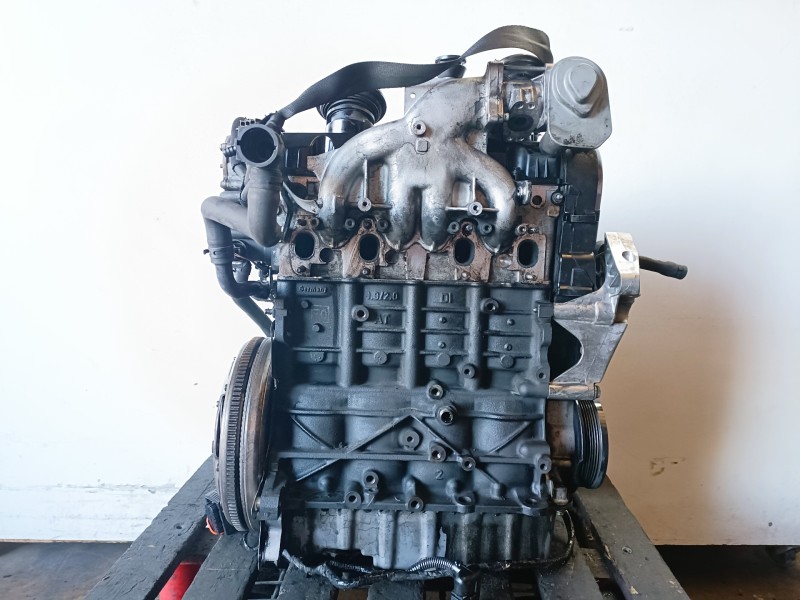 Recambio de motor completo para volkswagen touran (1t1) avq referencia OEM IAM AVQ  