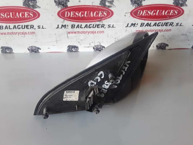 Recambio de retrovisor derecho para opel vectra c berlina z18xe referencia OEM IAM 24439987/352804  