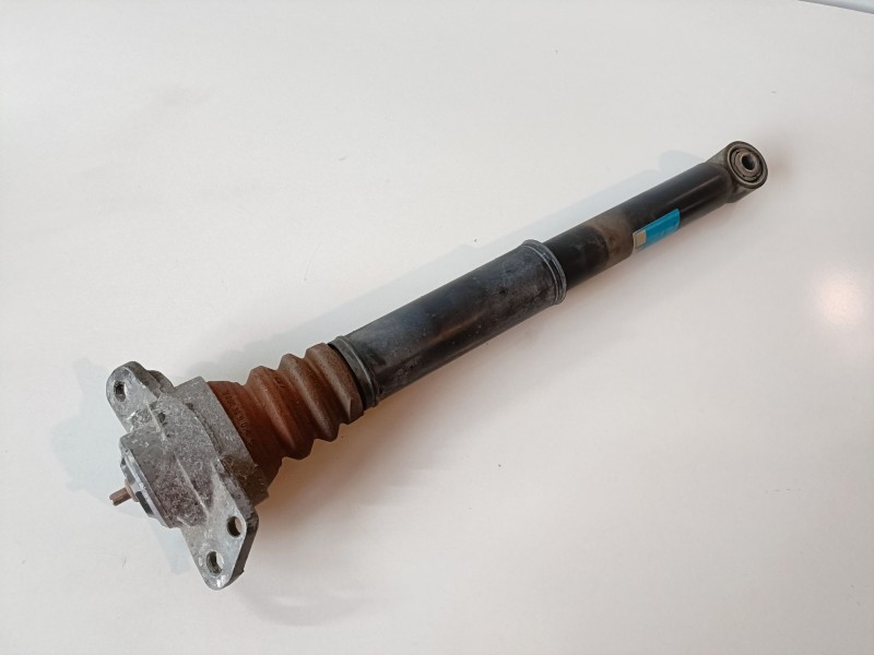 Recambio de amortiguador trasero derecho para volkswagen touran (1t1) avq referencia OEM IAM 814902000758  
