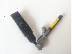 Recambio de enganche cinturon delantero derecho para nissan primastar (x83) f9q760 referencia OEM IAM    2
