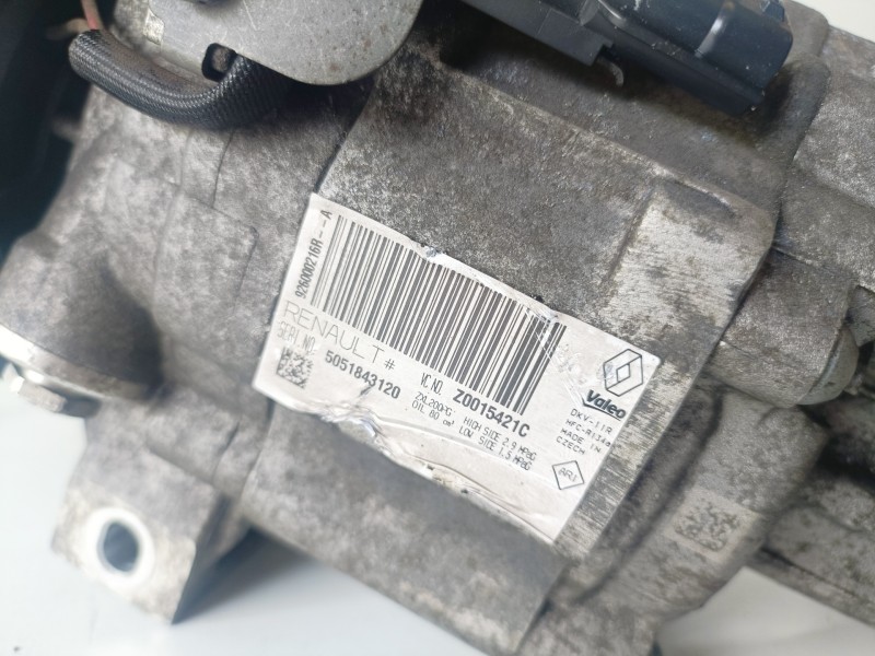 Recambio de compresor aire acondicionado para dacia sandero ii h4b400 referencia OEM IAM 926000216R  