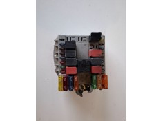 Recambio de caja reles / fusibles para fiat ii punto (188) berlina 188a7000 referencia OEM IAM 46760257  
