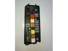 Recambio de caja reles / fusibles para opel vectra c berlina z19dth referencia OEM IAM 13240245  
