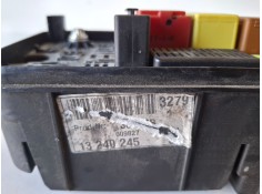 Recambio de caja reles / fusibles para opel vectra c berlina z19dth referencia OEM IAM 13240245   2