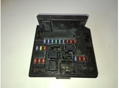 Recambio de caja reles / fusibles para nissan qashqai (j10) r9m406 referencia OEM IAM 519228043  