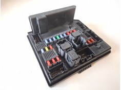 Recambio de caja reles / fusibles para nissan qashqai (j10) r9m406 referencia OEM IAM 519228043   2