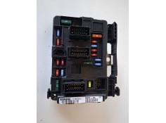 Recambio de caja reles / fusibles para citroen c3 8hz referencia OEM IAM 9650663880  
