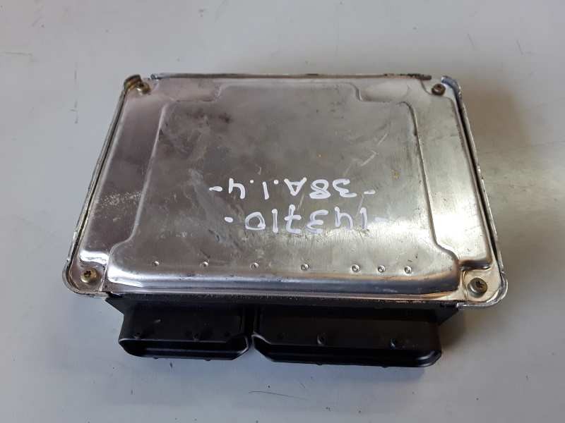 Recambio de centralita motor uce para audi a6 berlina (4b2) ake referencia OEM IAM 4B2907401J/EDC15VM+/0281010822  