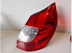 Recambio de piloto trasero derecho para renault scenic ii (jm) k9k732 referencia OEM IAM 8200474327A  