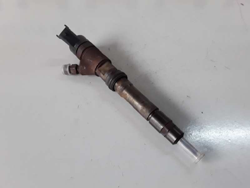 Recambio de inyector para fiat ducato 3 furgón ta 33 referencia OEM IAM 0445110248/504088823  