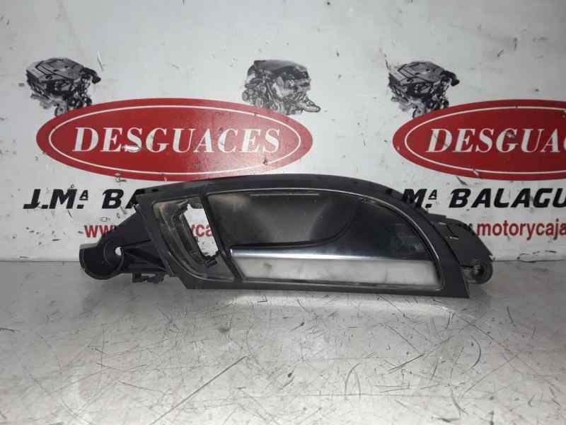 Recambio de maneta interior delantera derecha para audi q7 (4l) referencia OEM IAM   