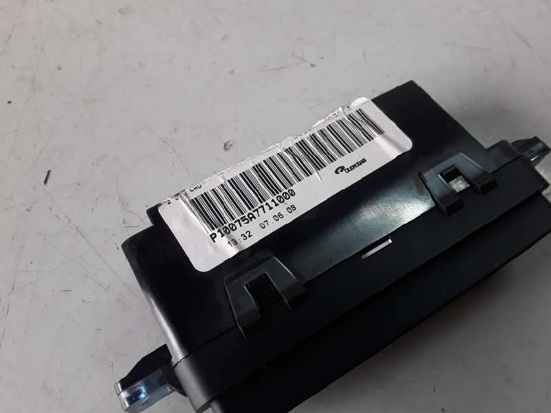 Recambio de modulo electronico para nissan qashqai (j10) mr20de referencia OEM IAM P10075A7711000  