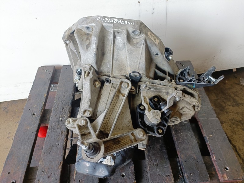Recambio de caja cambios para renault clio iii k4m800 referencia OEM IAM JH3131  