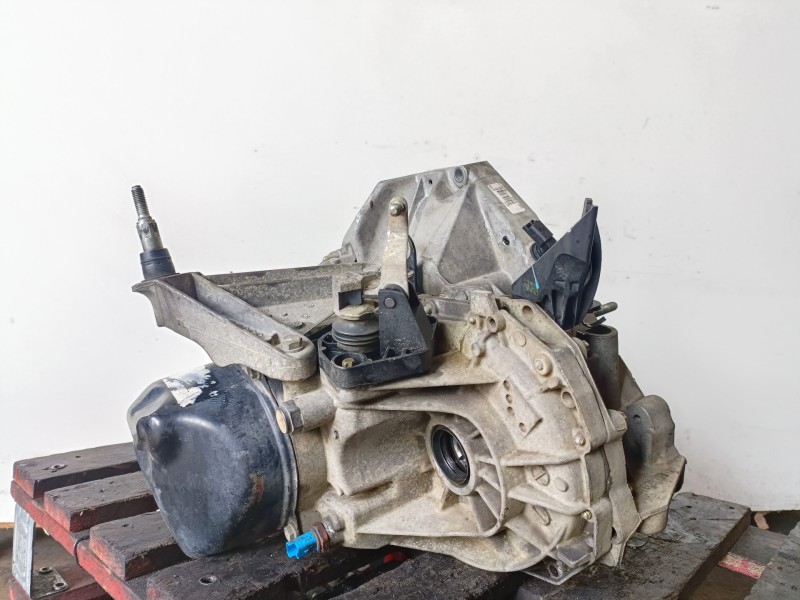 Recambio de caja cambios para renault clio iii k4m800 referencia OEM IAM JH3131  