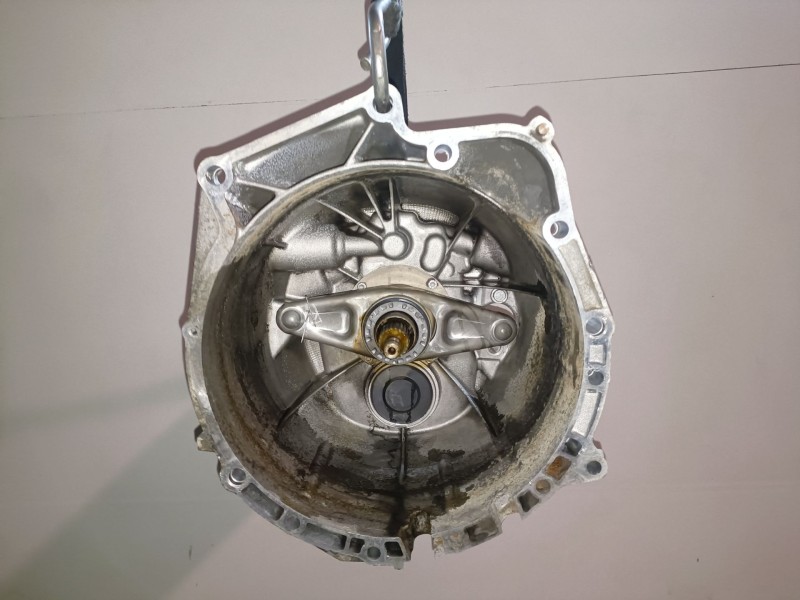 Recambio de caja cambios para bmw serie 3 berlina (e90) 204d4 referencia OEM IAM BEY  