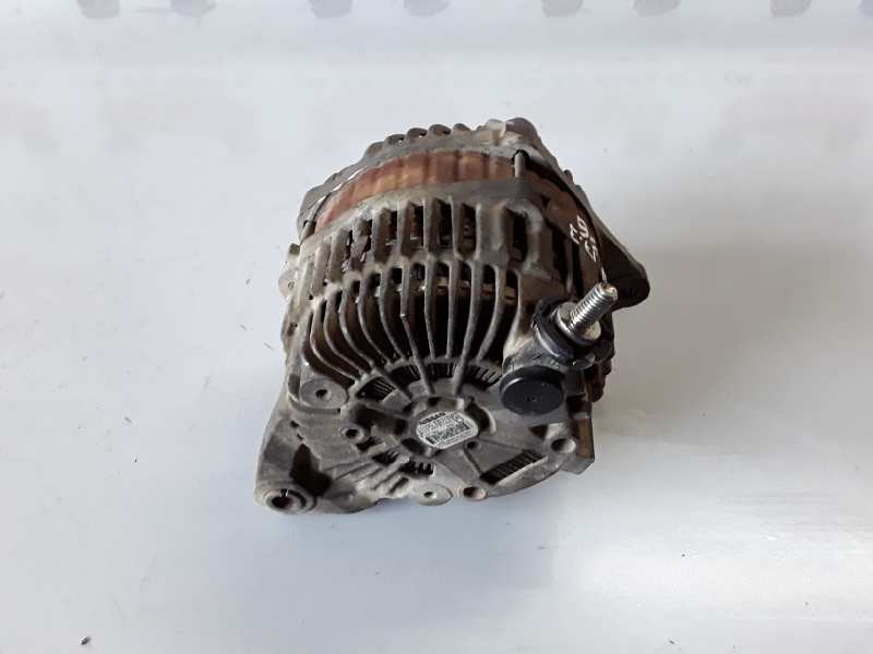 Recambio de alternador para nissan pathfinder (r51) yd25 referencia OEM IAM 23100EB31B/A3TJ0781AE  