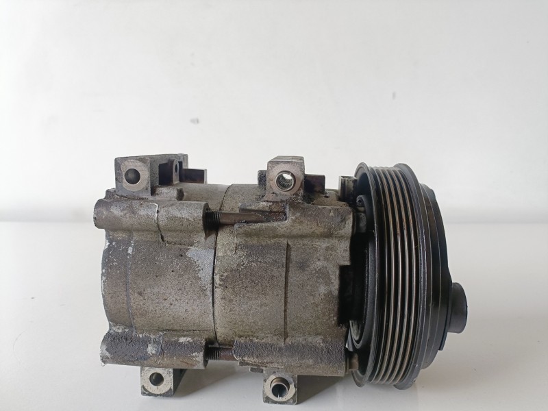 Recambio de compresor aire acondicionado para ford mondeo berlina (gd) rkf referencia OEM IAM   