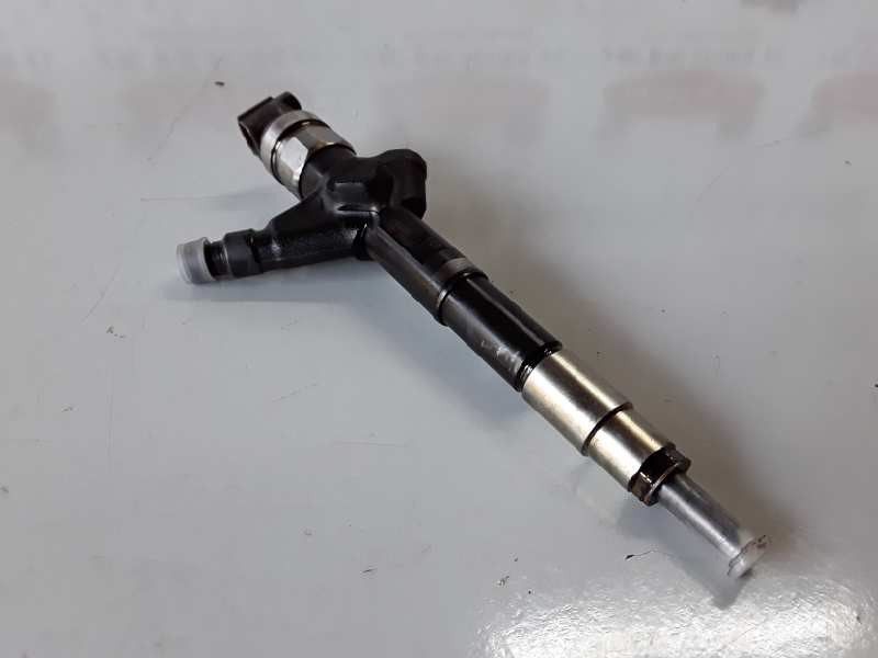 Recambio de inyector para nissan pathfinder (r51) yd25 referencia OEM IAM 16600EC00B  