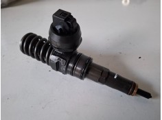 Recambio de inyector para volkswagen caddy (2k)(02.2004) bsu referencia OEM IAM 038130073B  