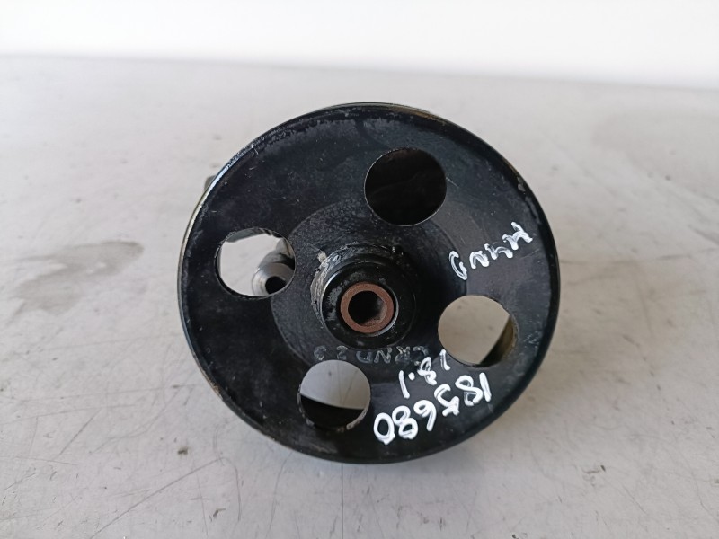 Recambio de bomba direccion para hyundai tucson (jm) d4ea referencia OEM IAM 571003E200  