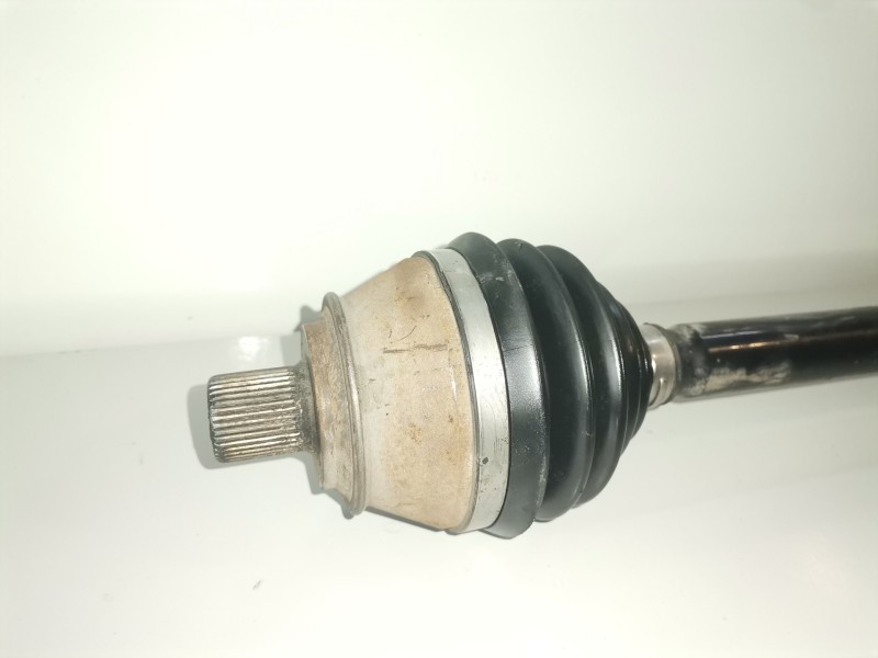 Recambio de transmision delantera izquierda para audi a6 berlina (4f2) caha referencia OEM IAM 4F0407271G  