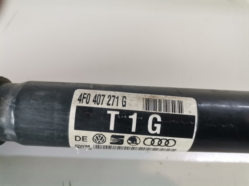 Recambio de transmision delantera izquierda para audi a6 berlina (4f2) caha referencia OEM IAM 4F0407271G  