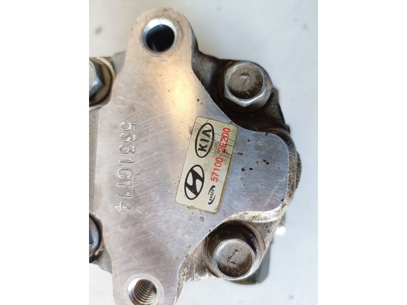 Recambio de bomba direccion para hyundai tucson (jm) d4ea referencia OEM IAM 571003E200  