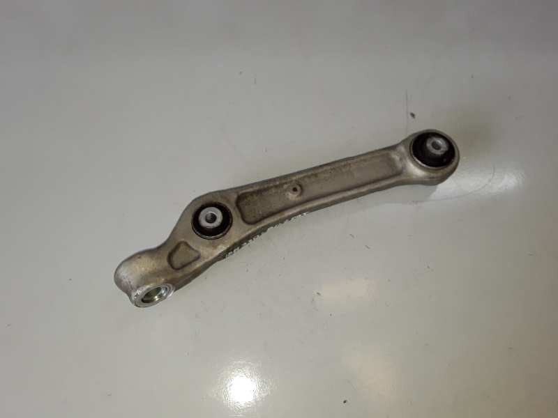 Recambio de brazo suspension superior delantero izquierdo para audi a4 avant (8w5) deu referencia OEM IAM 8W0407155A  