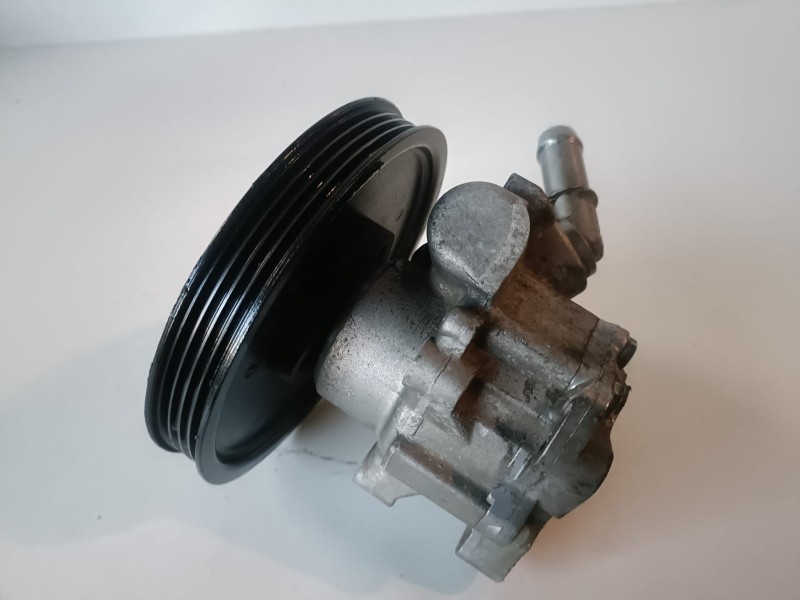 Recambio de bomba direccion para bmw serie 3 berlina (e90) 204d4 referencia OEM IAM 7692974646  